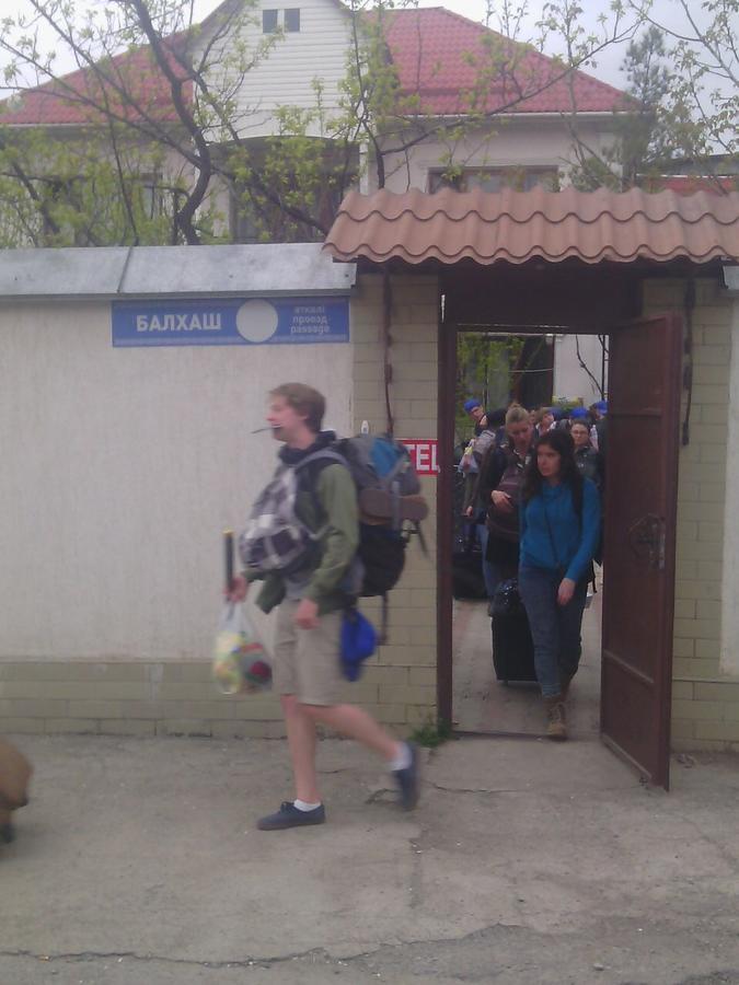 Shymhostle Hostel ชุมเกนท์ ภายนอก รูปภาพ