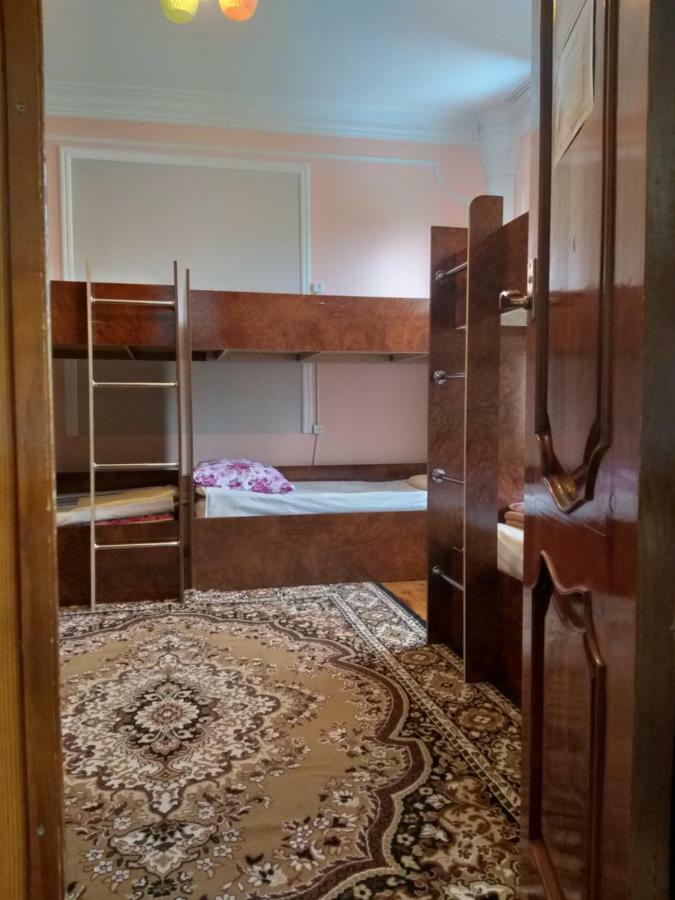 Shymhostle Hostel ชุมเกนท์ ภายนอก รูปภาพ